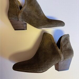 NWOT Splendid Olive Green Perforated Suede Ankle Boots